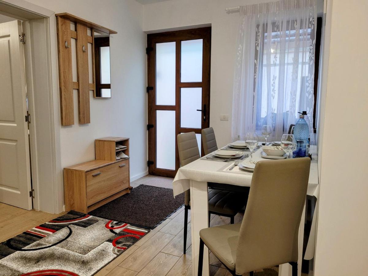 Casa Feli Apartamento Braşov Exterior foto